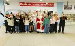 В младших классах прошли веселые новогодние классные часы